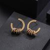 Aretes Casuales Nicho Elegantes de Alta Gama Aguja de Plata S925 Zircón para Mujer Exquisitos Aretes de Perlas Clips para Orejas Sin Perforar