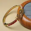 Pulseira Dupla de Ferradura Vermelha com Zircônia Incrustada, Pulseira Circular Aberta, Acessório Versátil da Moda com um Estilo Único