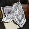 Pañuelo de Seda de Puntos, Estilo Coreano de Alta Gama Versátil Falso Seda 70cm Pañuelo Pequeño, Fajín Decorativo, Lazo para el Cabello, Pañuelo para la Cabeza, Pañuelo para el Cuello
