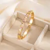 Nuevo Pulsera Dorada Versátil de Moda Simple Estilo Ins con Broche de Circonita Cuadrada Joyería de Lujo Ligero Europea y Americana Versátil y Simple
