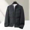 Chaqueta de plumón para hombre 2026 Otoño/Invierno Elegante Cuello alto Estilo cremallera Estándar Nacional Plumón Juventud Lujo Negocios Abrigo cálido