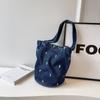 Bolsa de Lona de Nicho de Verão Jeans Bordada Bolsa de Mão Design de Nicho Moda Grande Capacidade Bolsa de Ombro Bolsa para o Dia a Dia