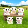 Vaca de Dibujos Animados de Resina Pequeños Adornos Micro Paisaje Adornos Creativos de Escritorio Animal Artesanías Chinas Adornos para Coche