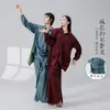 Diseñado con un sentido de estilo chino, Ropa de práctica de danza moderna, Camisa unisex holgada de manga larga con paneles fluidos, Atuendo de actuación de danza china