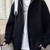Cárdigan de punto con cremallera media y cuello alto para hombre, estilo coreano Ins, tejido suelto con rayas en las axilas, chaqueta de punto de moda para otoño