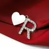 Accesorios de Colgante de Letra Inglesa Incrustada con Diamantes Europeos y Americanos Regalos Conmemorativos Personalizados Creativos Accesorios de Colgante DIY de Aleación Joyería