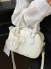 Bolsa Bowling Portátil Coreana de Nicho Popular de Primavera e Verão, Casual e Versátil, Elegante Transversal Feminina