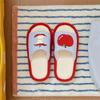 Zapatillas Casuales de Casa a la Moda Absorbentes de Sudor para Damas y Estudiantes Lindo Cuadros Manzana Roja Primavera y Verano Zapatos de Piso de Suela Blanda