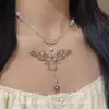 Collar de mariposa para mujer, con un diseño suave y sanador, con un colgante morado brillante, una delicada cadena de mariposa para la clavícula y un collar versátil que complementa cualquier atuendo.