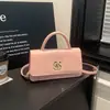 Bolso de Axila de Diseño de Nicho de Gama Alta para Mujer 2026 Nuevo Bolso de Hombro Versátil de Moda Bolso Cruzado para Viajar Bolso Baguette