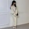 Suéter Curto Elegante de Um Ombro Outono e Inverno Coreano para Mulheres, Conjunto de Saia Tricô de Cintura Alta Justa ao Corpo Outono e Inverno