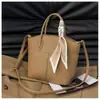 Bolsa Texturizada Bolsa Tote Feminina Grande Capacidade Outono e Inverno Pode Ser Usada na Transversal 2026 Nova Retrô Simples Bolsa de Ombro Bolsa para o Dia a Dia