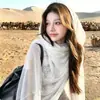 Chal blanco estilo étnico para mujer, nueva colección de verano 2026, adecuado para viajes y sesiones de fotos en el desierto del noroeste y Xinjiang