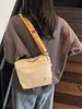 Bolso Cruzado Pequeño Ligero para Viajes Deportivos para Mujer, Bolso de Hombro de Nylon, Bolso Versátil de Moda Casual para Teléfono, Bolso Dumpling, Moderno