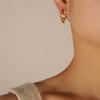 Pendientes de acero de titanio con incrustaciones de circonitas esmaltadas en forma de corazón chapados en oro de 18 quilates, con diseño personalizado de nueva moda transfronteriza francesa para mujer