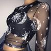 Roupa Feminina Popular Transfronteiriça de Verão Europeia e Americana 2024 Nova Estampa de Estrela e Lua Malha Transparente Camiseta Curta