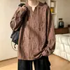 Camiseta de manga larga con cuello en V, lavada, desgastada y rota para hombre, capa base estilo streetwear americano de otoño, top interior retro de corte relajado