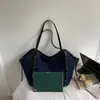 Bolsa de mano de mezclilla de estilo simple para mujer, gran capacidad, adecuada para ir al trabajo, bolso de hombro, nueva colección otoño 2026, bolsa grande para el trabajo y la escuela