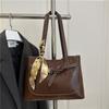 Bufanda de Seda Bolso Grande de Moda Tendencia para Mujer 2025 Nuevo Moda Simple Patrón de Cocodrilo Bolso de Hombro Único para Viaje