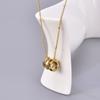 L123 Moda Japonesa y Coreana Ol Colgante de Acero Inoxidable Incrustado con Circonita Accesorio de Personalidad de Moda Collar con Hebilla de Tres Anillos para Mujer