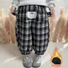 Pantalones a cuadros estilo coreano para niñas con orejas de gato Otoño/Invierno 2026 Nueva moda infantil Pantalones casuales gruesos para niñas pequeñas