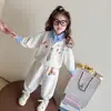 Conjunto de Sudadera Estilo Universitario Falso Dos Piezas para Niñas, Nuevo y Moderno Set de Dos Piezas a la Moda para Niñas Pequeñas 2026