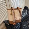 Bolsa de Ombro Estilosa para Axila Feminina 2025 Novo Design Retro de Nicho Bolsa de Trabalho Grande Capacidade Bolsa de Ombro