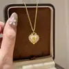 Collar de Estrella y Corazón Estilo Francés para Mujer, Acabado Cepillado Vintage, Diseño de Nicho, Cadena Delicada para Clavícula, Accesorio Versátil para el Día a Día