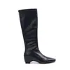 Versão em couro de botas curtas femininas que aumentam a altura, estilo coreano versátil, salto grosso elegante, bico quadrado, botas justas, botins curtos estilo Martin para mulheres baixinhas