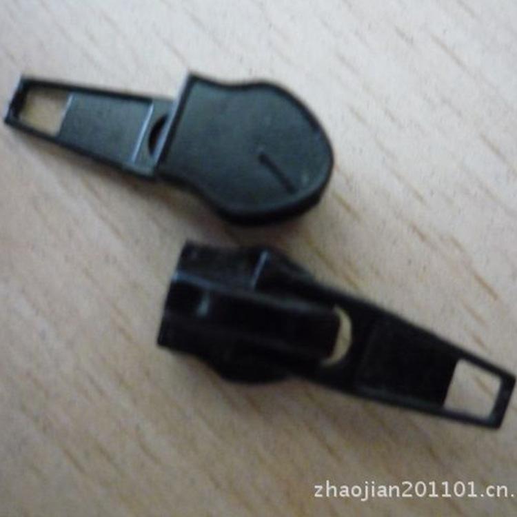 999345362_1747809511