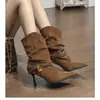 Botas apiladas de tacón alto y punta fina, botas de montar de media pantorrilla, botas para mujer, nuevas botas cortas ajustadas color marrón vintage para otoño e invierno 2026