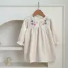 Vestido para Niña Bebé con Cuello Bordado de Manga Larga de Pana Estilo Coreano Primavera y Otoño Estilo Niña Pequeña Vestido de Princesa