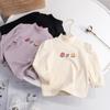 Camiseta Base de Terciopelo para Niñas Otoño e Invierno Ropa Infantil Popular Cibernética Top de Camiseta Gruesa para Bebés de Cuello Medio Alto de Manga Larga con 3 Flores