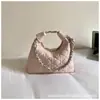 Bolso de mano acolchado de alta gama, nuevo diseño de moda de lujo ligero, bolso cruzado mini cadena de media luna estilo francés Chanel