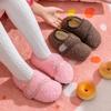 Zapatos de piso para padres e hijos otoño e invierno zapatos de interior para niños engrosados a prueba de frío antideslizantes para aprender a caminar suela blanda calcetines de piso con forro polar para parejas
