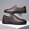Zapatos Casuales de Cuero para Hombre Slip-On Zapatos de Negocio para Hombre 2026 Nuevo Estilo Coreano Primavera Zapatos Casuales Cómodos Zapatos de Papá