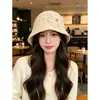 Sombrero de Pescador Estilo Casual Elegante Verano 2025 Largo Delante Corto Detrás Hebilla de Cinturón para Mujer, Sombrero de Cubo Estructurado para Proteger del Sol para Viajes y Vacaciones