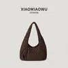 Bolso de mano para estudiante nuevo coreano, versátil para ir al trabajo, diseño retro de lunares, moderno y único, bolso de hombro casual para mujer