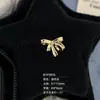 Pendientes de acero de titanio 316L, dulces y geniales, líneas sencillas, ear cuffs de lazo color oro café, joyería de piercing moderna y versátil