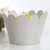 Molde para muffins estilo europeo para hornear pastel de onda grande taza de papel película brillante borde plateado taza de papel hueca venta al por mayor
