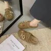 Zapatillas de casa tipo coreano, niña dulce, caricatura, flor de galleta, modelo nuevo 2026, punta abierta, retro, esmerilado, suela gruesa, sin cordones