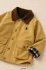 Conjunto de Ropa de Otoño para Niños 2026 Nuevo Elegante Ropa Infantil Temporada de Primavera y Otoño Chaqueta Moda para Bebés Conjunto de Dos Piezas Moderno