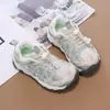 Zapatos Casuales de Malla Transpirable para Niños 2026 Primavera/Verano Nueva Moda Versátiles Zapatos Casuales para Niñas Niños Tenis Deportivos