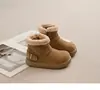 Botas de nieve para niños, nuevo estilo invierno 2023, con cierre de hebilla, forradas de lana, para niñas, estilo Birkenstock, forradas de felpa, engrosadas para abrigar, y forradas de algodón para niños