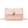 Bolsa de Ombro com Corrente e Fivela Magnética Personalizada, Pequena Bolsa Quadrada Acolchoada Bordada da Moda, Bolsa Transversal Feminina Casual e Simples, Bolsa para Celular