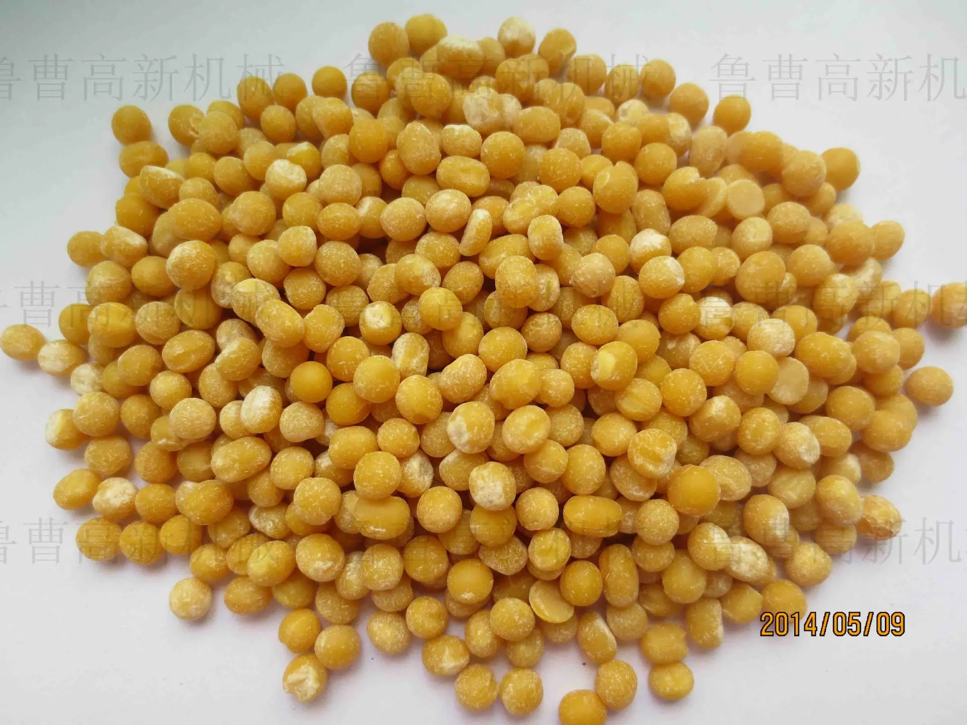 黄豆整粒脱皮