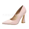 Juyuan Novo Estilo Europeu e Americano Estoque Disponível Bico Fino Moda Comércio Exterior Tamanho Grande Salto Alto Sapatos Femininos Slip-on Sapatilhas Femininas de Moda