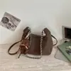 Bolsa de Grande Capacidade Feminina 2026 Nova Outono Retrô Versátil Bolsa Transversal Toque de Luxo Corrente Ombro Único Bolsa Dumpling