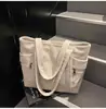 2025 Nuevo Estilo Simple y de Moda Gran Capacidad Estilo Literario Diario Bolso de Hombro Bolso Tote para Mujer Bolso Transfronterizo de Pana