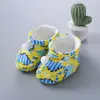 Zapatos de Algodón para Bebé Calcetines de Algodón Zapatos de Invierno para Recién Nacidos y Niños Pequeños Zapatos Gruesos Forrados de Felpa con Suela Suave para Niños y Niñas